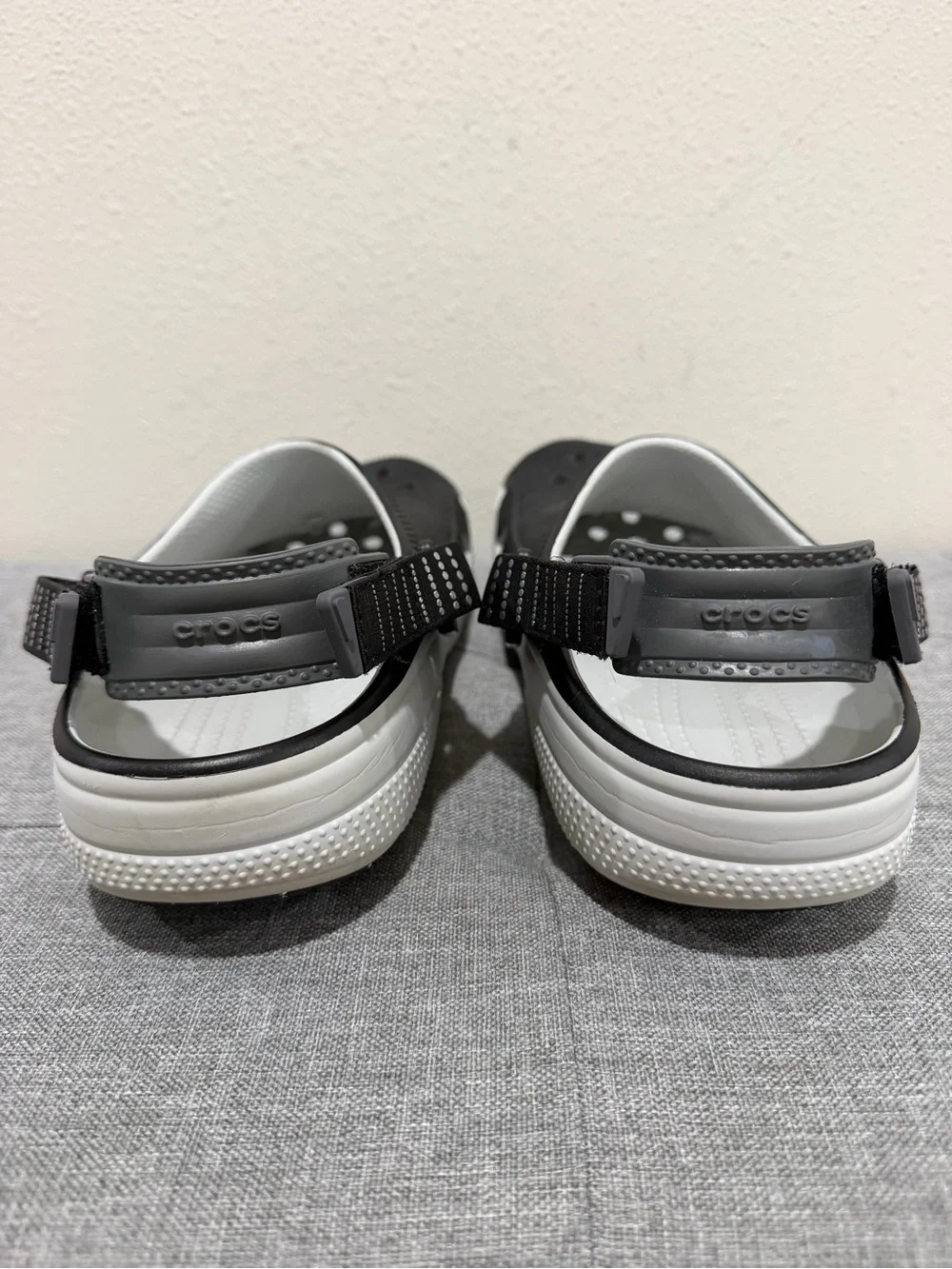 CROCS comfortable slip